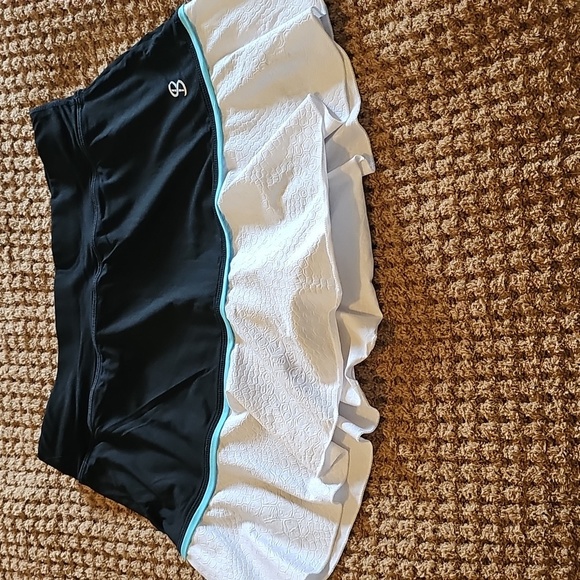 Sofibella Dresses & Skirts - Activewear Sofibella Pickleball Tennis Skirt Black and White w/ Turquoise Stripe